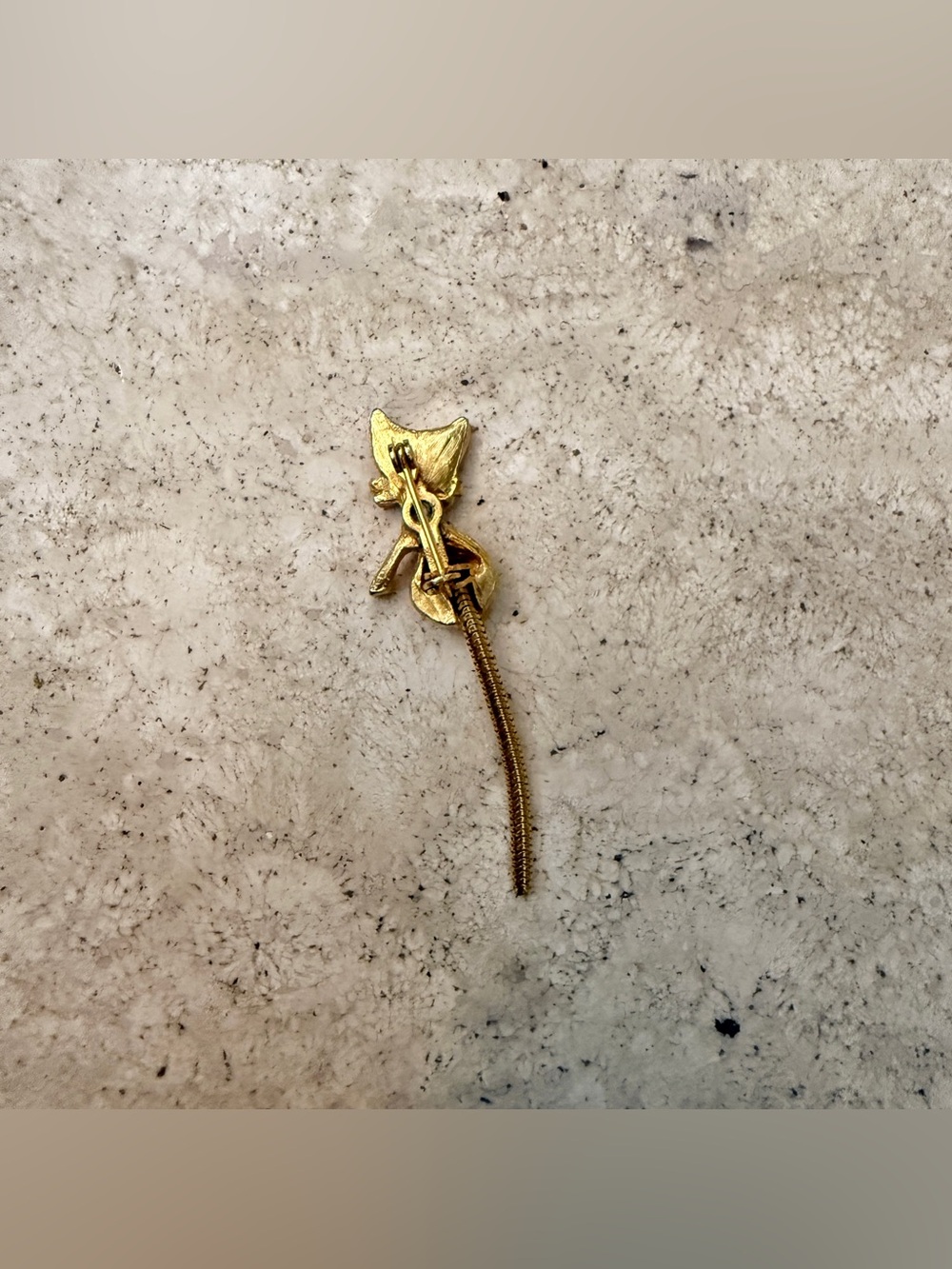 Vintage gold cat brooch - Picture 2 of 2